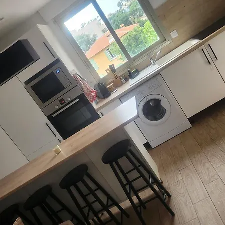 Appartement 2 Pieces A Proximite Centre-ville Et De La Gare *